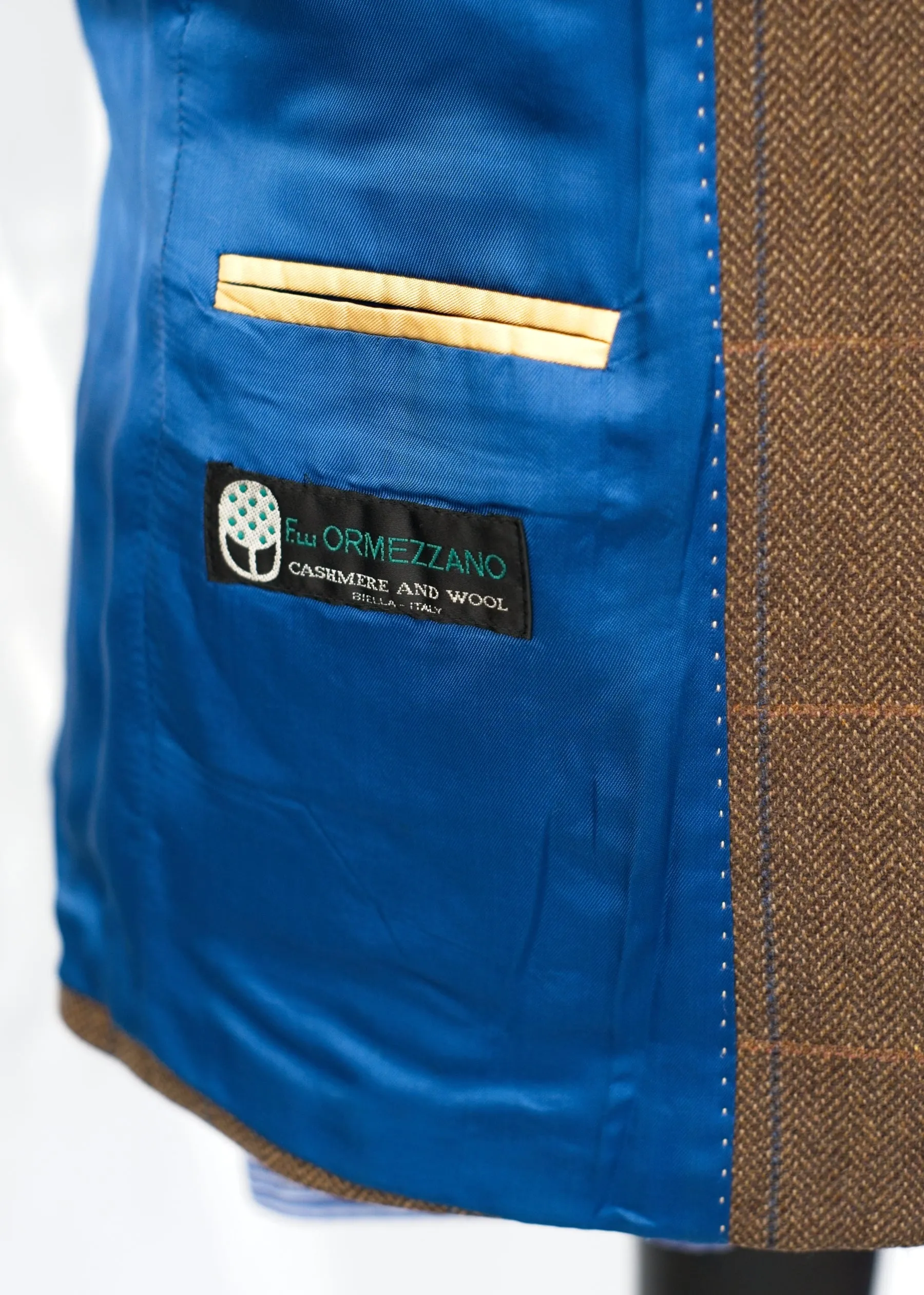 Brown Cashmere Hacking Jacket • Racing Green • 40R
